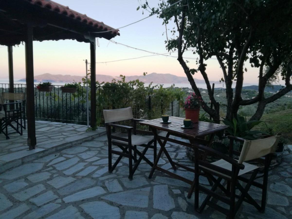 Villa Amfithea Moni Evaggelistrias Exteriér fotografie