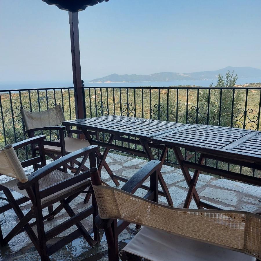 Villa Amfithea Moni Evaggelistrias Exteriér fotografie