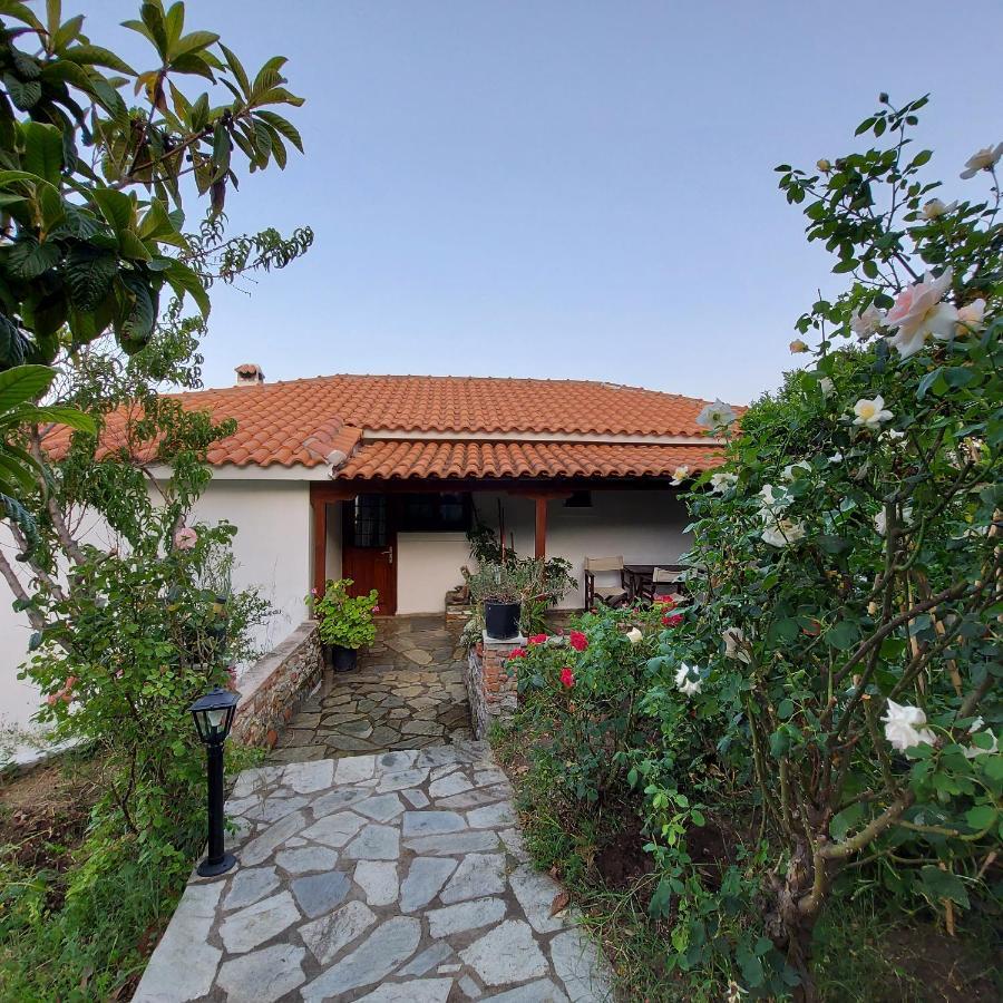 Villa Amfithea Moni Evaggelistrias Exteriér fotografie